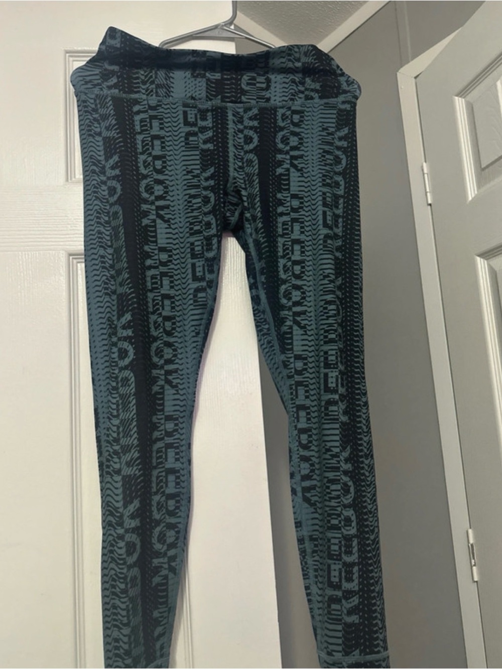 Reebok Kids Leggings in Dark Teal and Black Logo Print